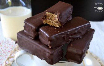 Receta galletas barquillo rellenas de crema chocolate recubiertas de chocolate