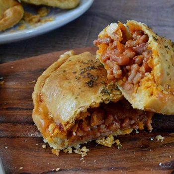 Empanadillas caseras de boloñesa