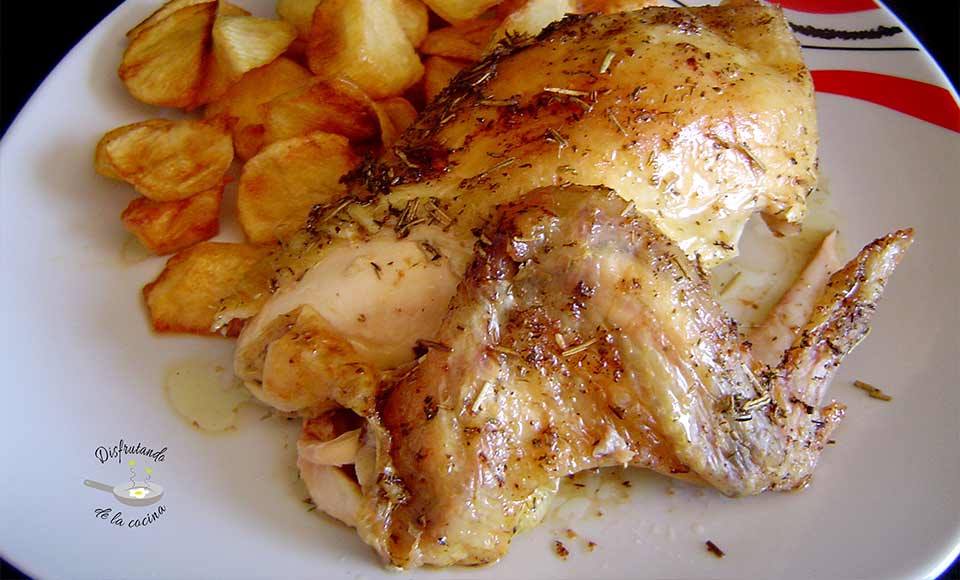 Receta de pollo asado o pollo a l'ast con patatas