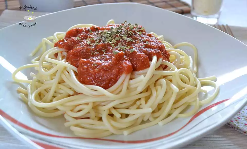 Receta de salsa de tomate casera fácil