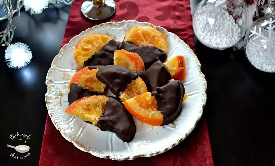 Receta de naranja escarchada cubierta de chocolate