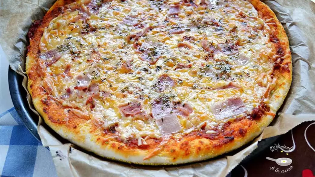 Cómo hacer masa de pizza estilo pizza hut