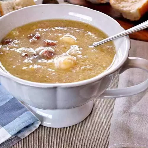 Receta de sopa de ajo o sopa castellana